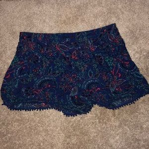 Ecoté flowy shorts